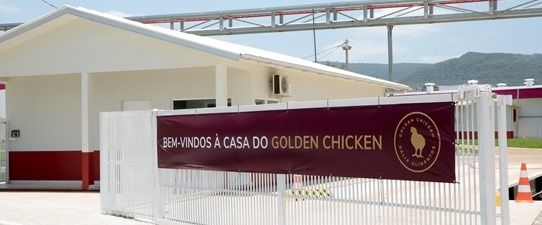 Dália firma primeira exportação de corte de frango