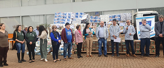 Coopatrigo celebrou o Dia C distribuindo mais de 19 toneladas de alimentos