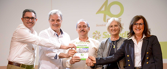 Livro da Sicredi Aliança RS/SC/ES destaca 40 anos da coop