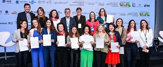Programa Mulheres e Negócios Internacionais da ApexBrasil tem apoio do cooperativismo